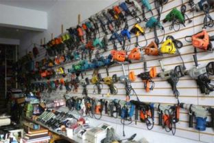 农村致富新路径 武汉先超五金机电连锁店，迎合市场走向成功